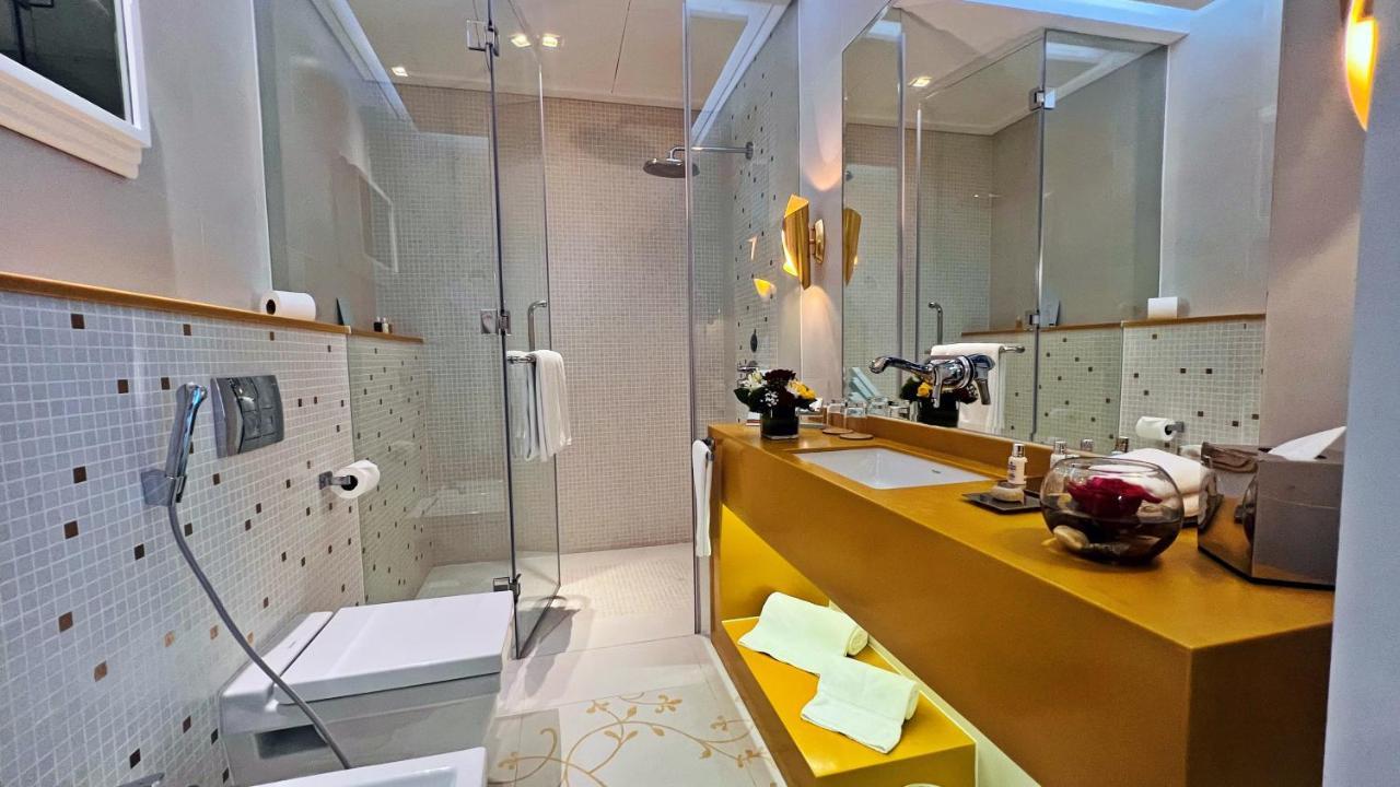 The Domain Bahrain Hotel And Spa - Adults Friendly 16 Years Plus マナーマ エクステリア 写真 Bathroom