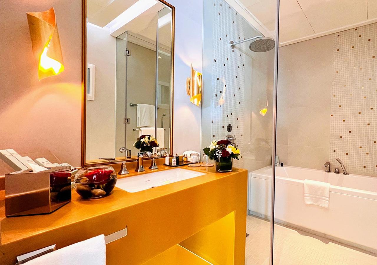 The Domain Bahrain Hotel And Spa - Adults Friendly 16 Years Plus マナーマ エクステリア 写真 Bathroom